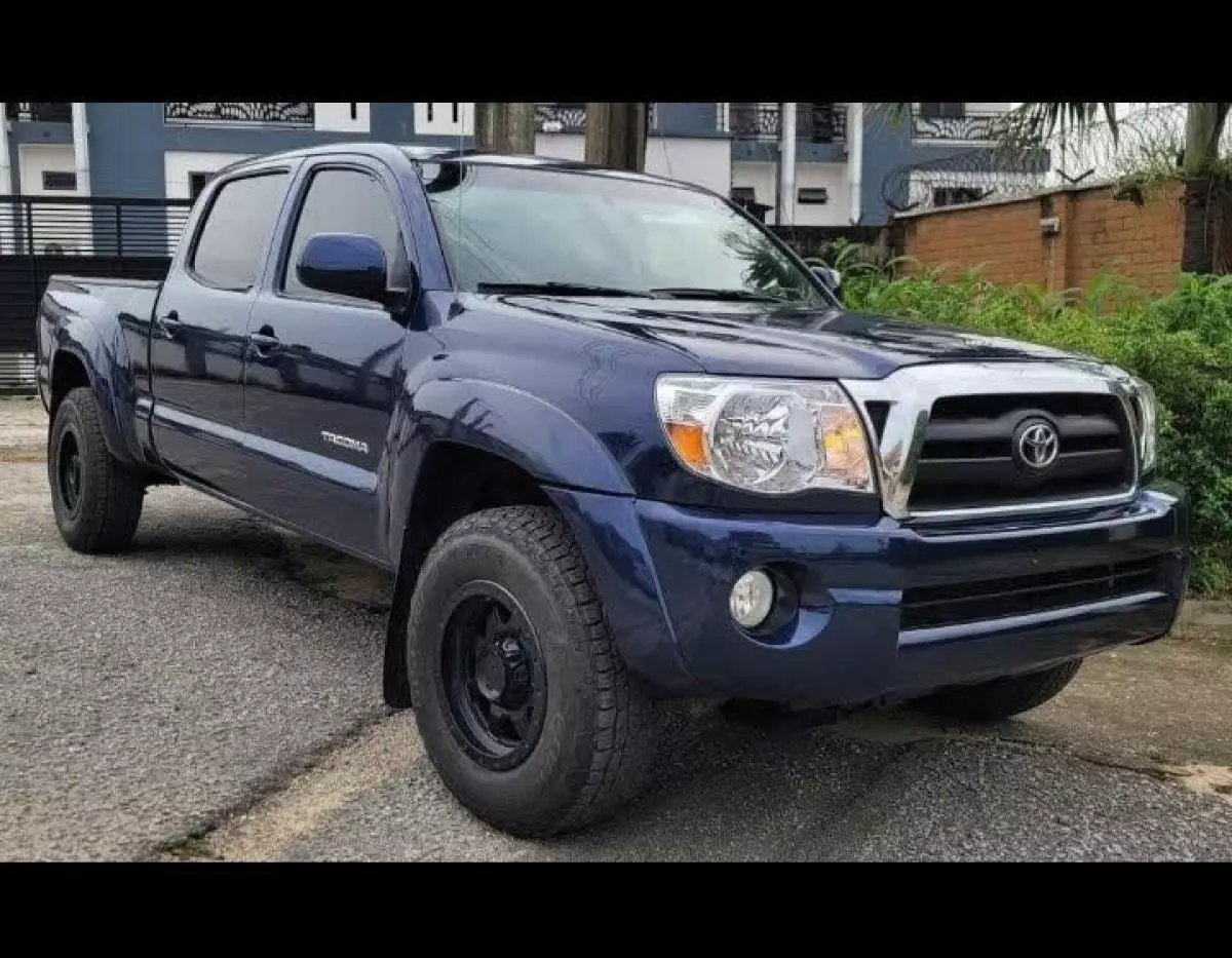 Toyota Tacoma   - 2006