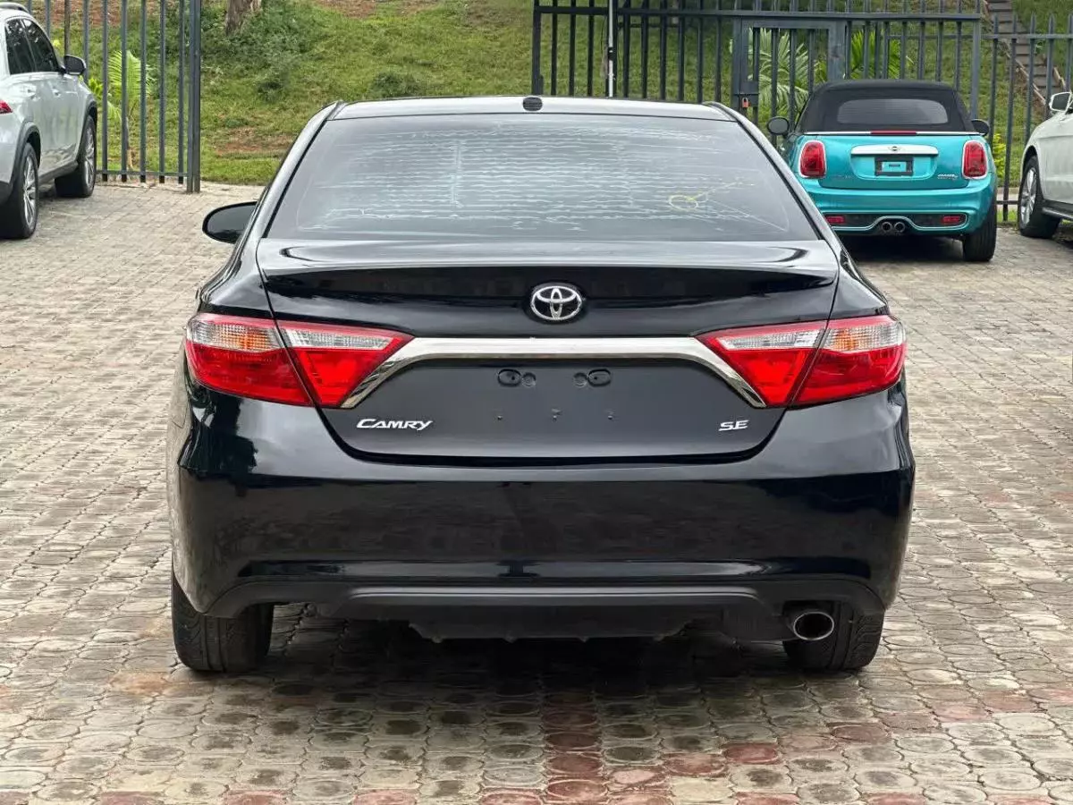 Toyota Camry   - 2015