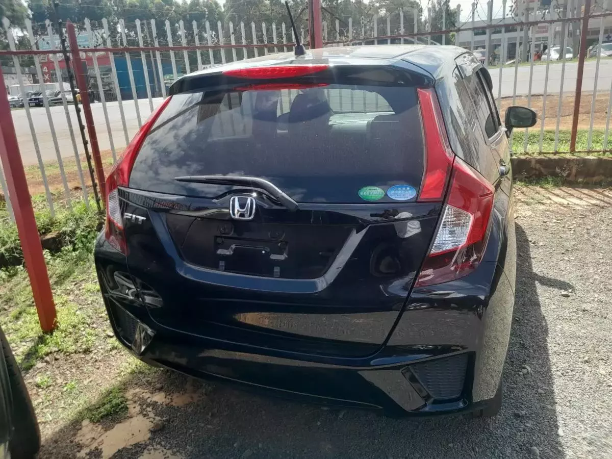 Honda Fit   - 2015