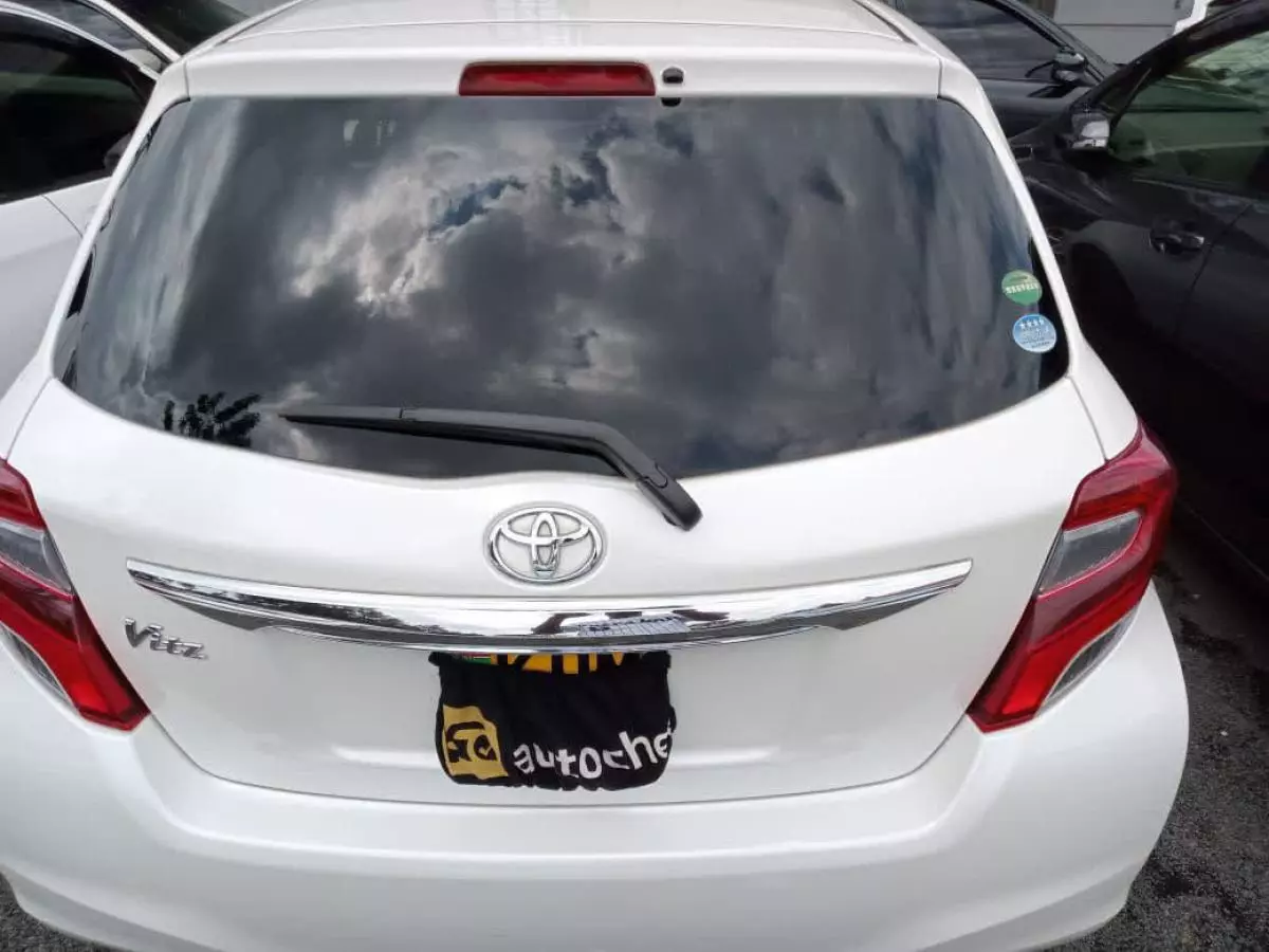 Toyota Vitz - 2016
