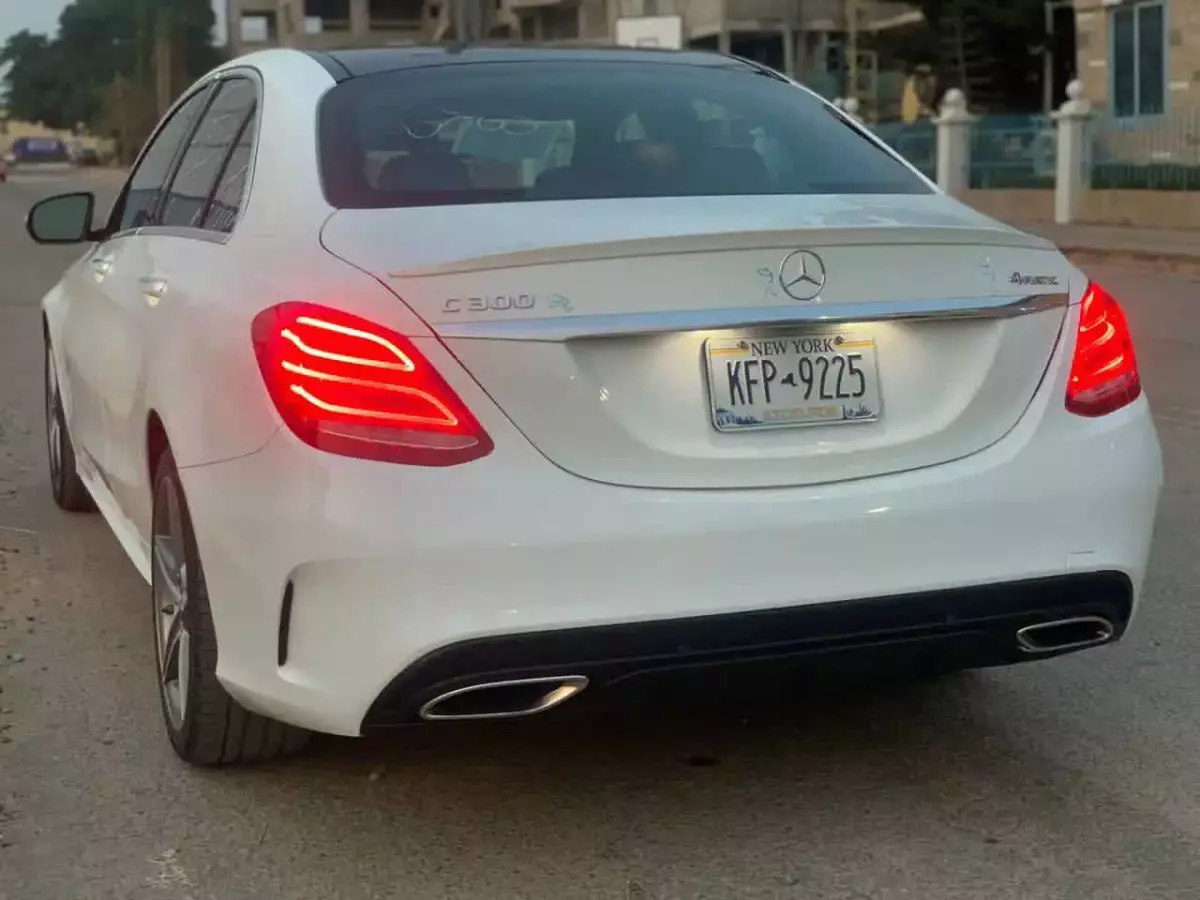 Mercedes-Benz C 300 - 2017