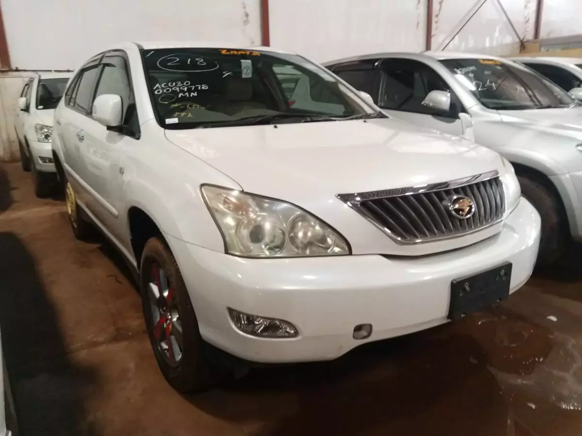 Toyota Harrier   - 2009