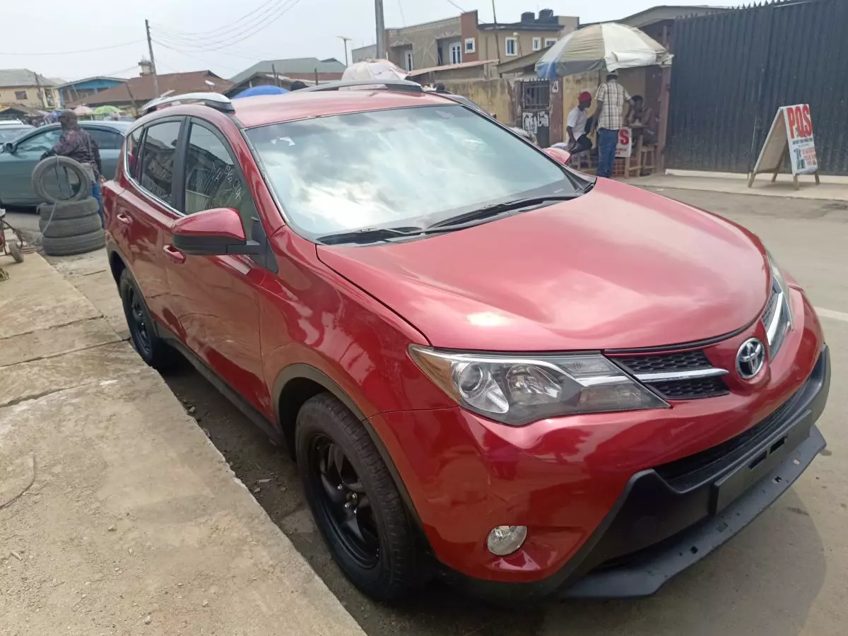 Toyota RAV 4   - 2013