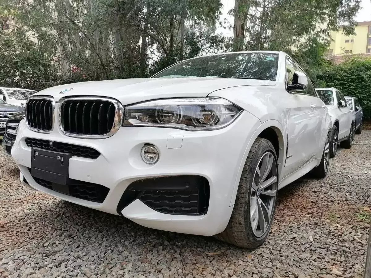 BMW X6 - 2016
