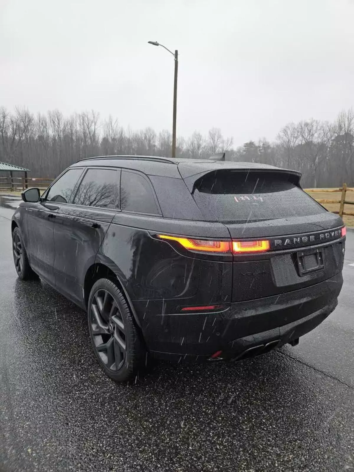 Land Rover Range Rover Velar   - 2020