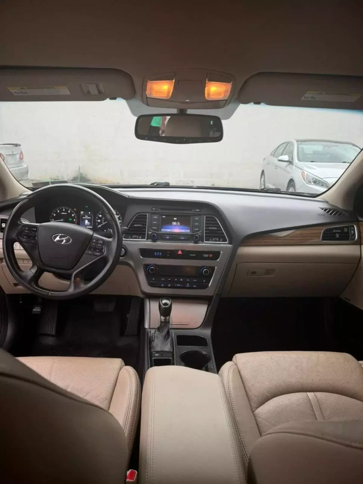 Hyundai Sonata   - 2014