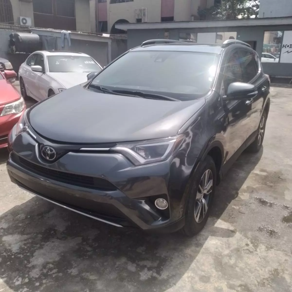 Toyota RAV 4   - 2018