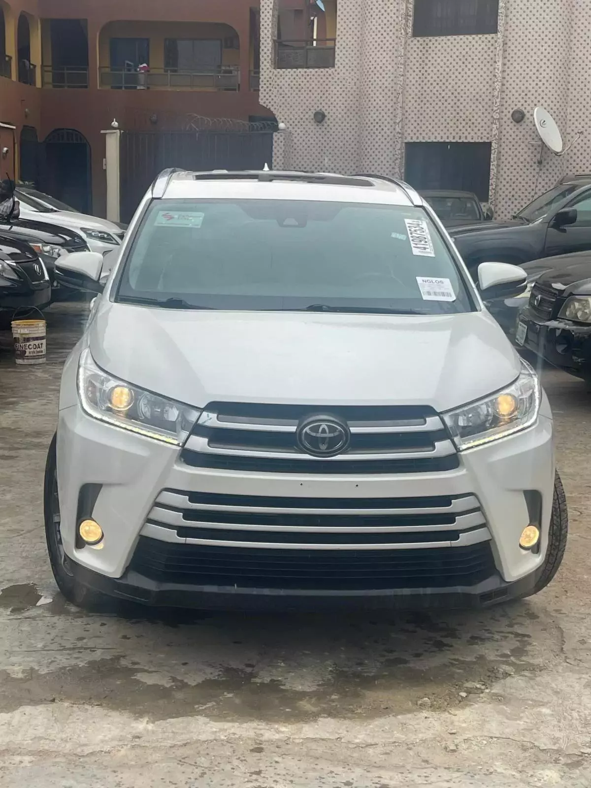 Toyota Highlander   - 2018