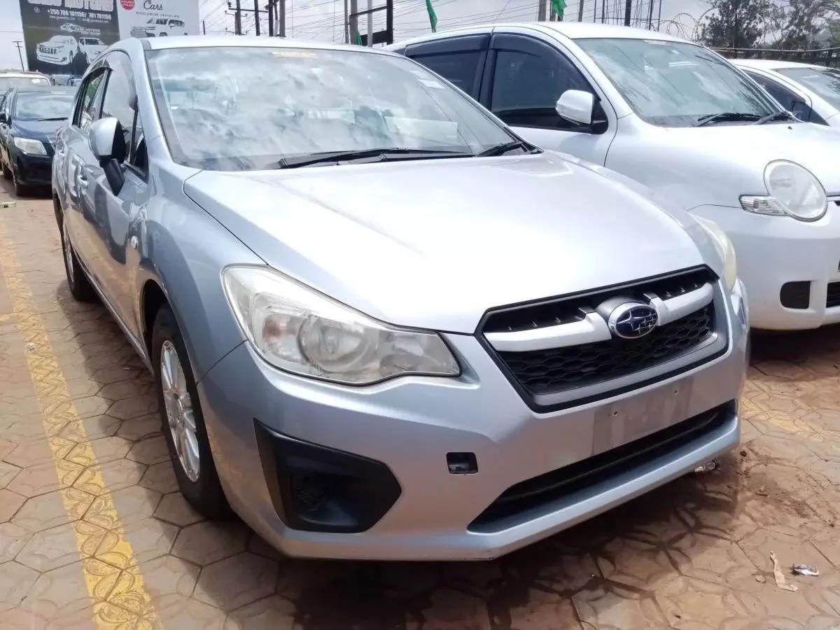 Subaru Impreza   - 2014