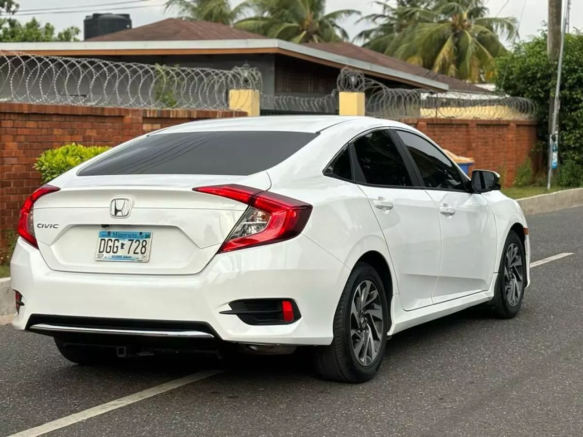 Honda Civic   - 2019