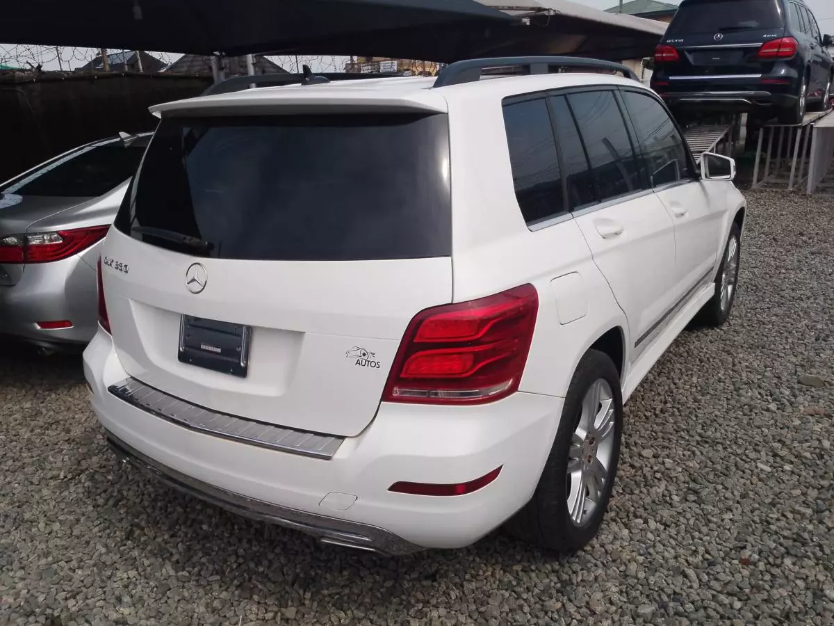 Mercedes-Benz GLK 350   - 2015