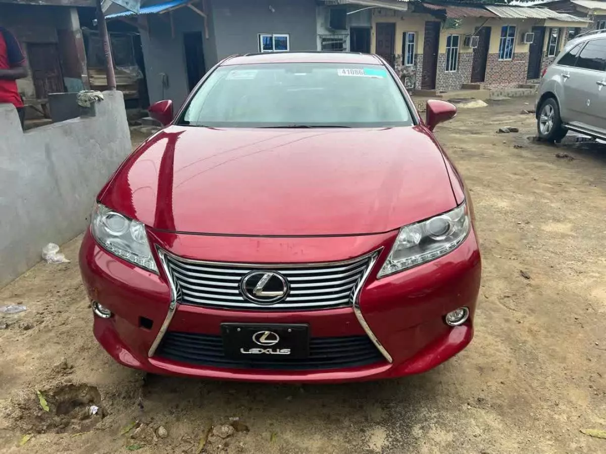 Lexus ES 350   - 2014