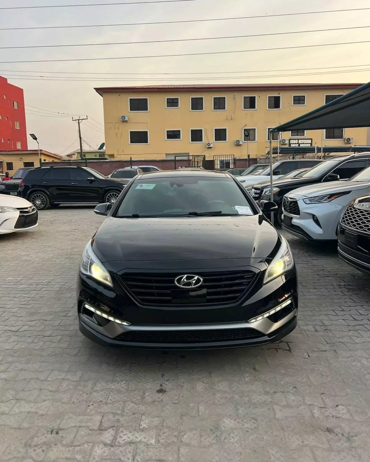 Hyundai Sonata   - 2015