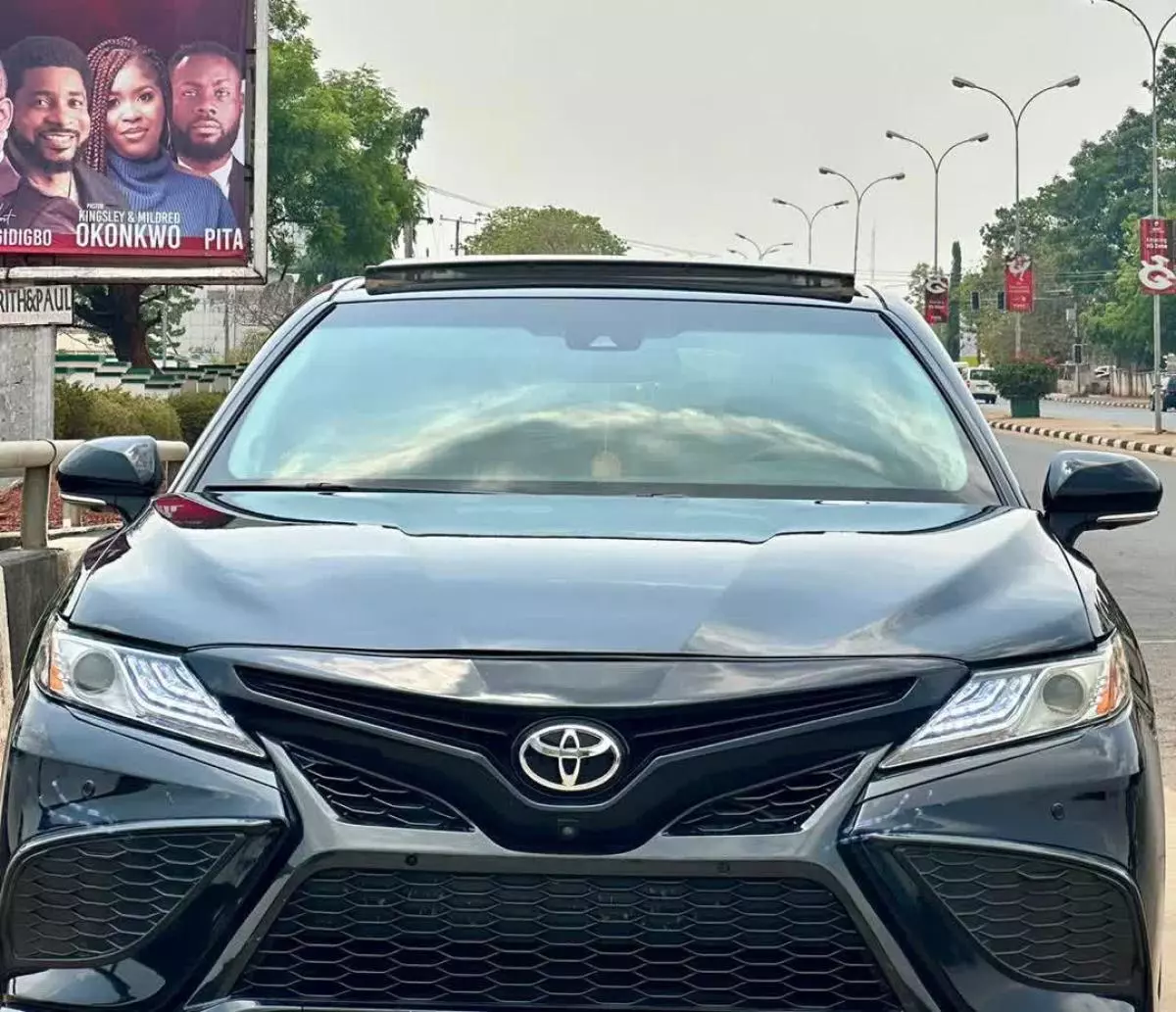 Toyota Camry   - 2018