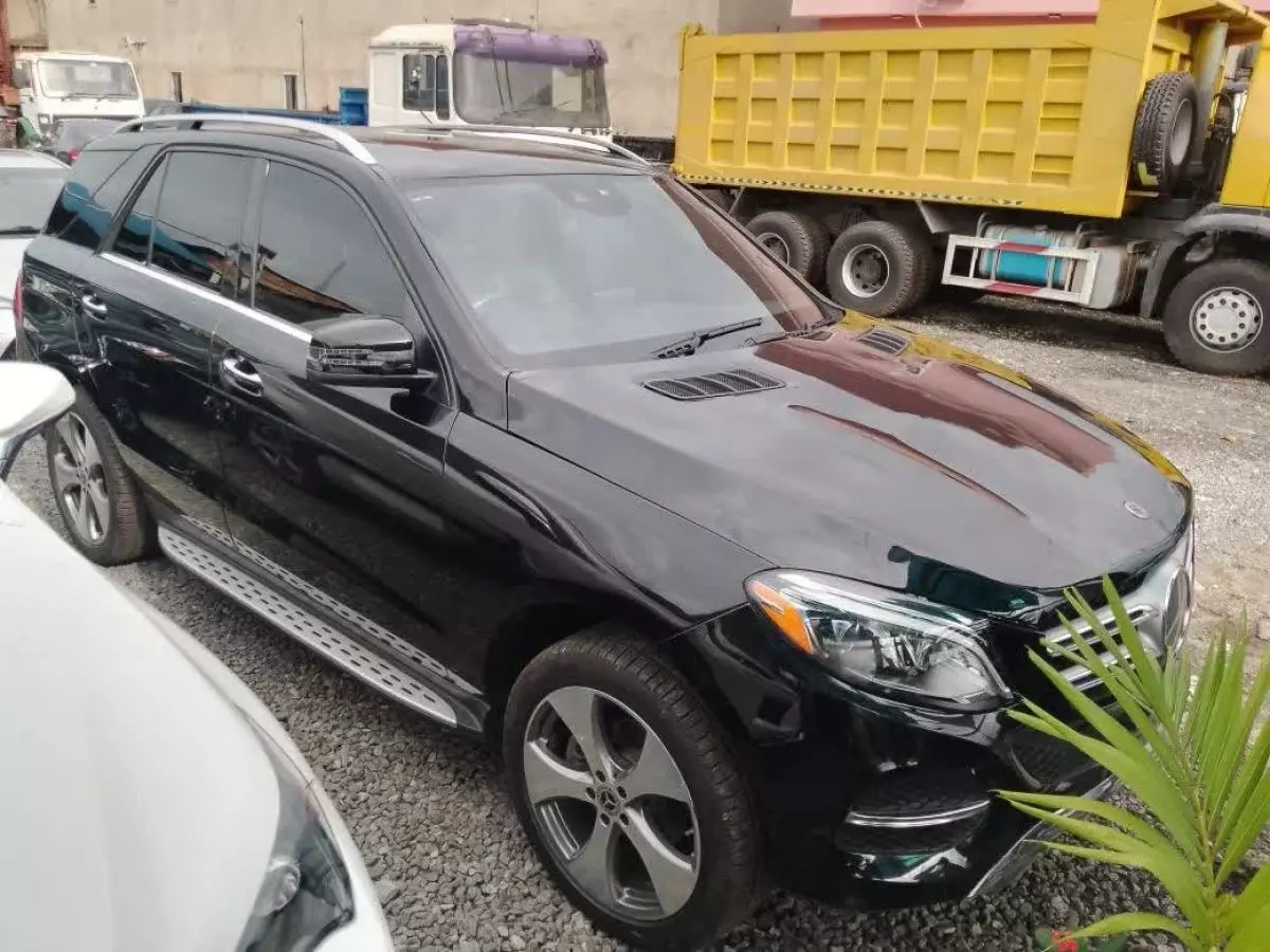 Mercedes-Benz GLE 350   - 2017