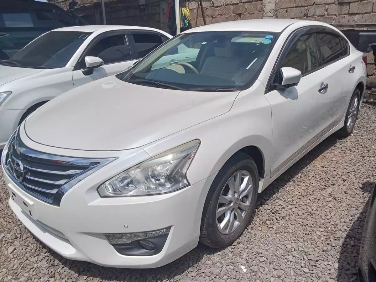 Nissan Teana - 2016