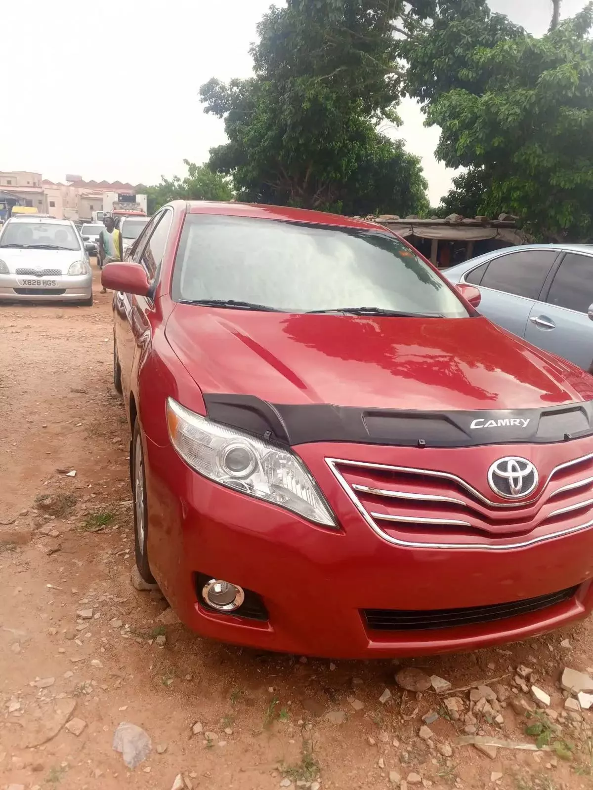 Toyota Camry   - 2011