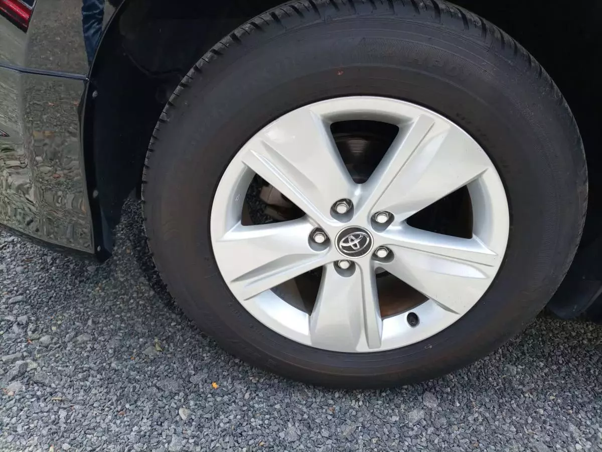 Toyota Harrier - 2015