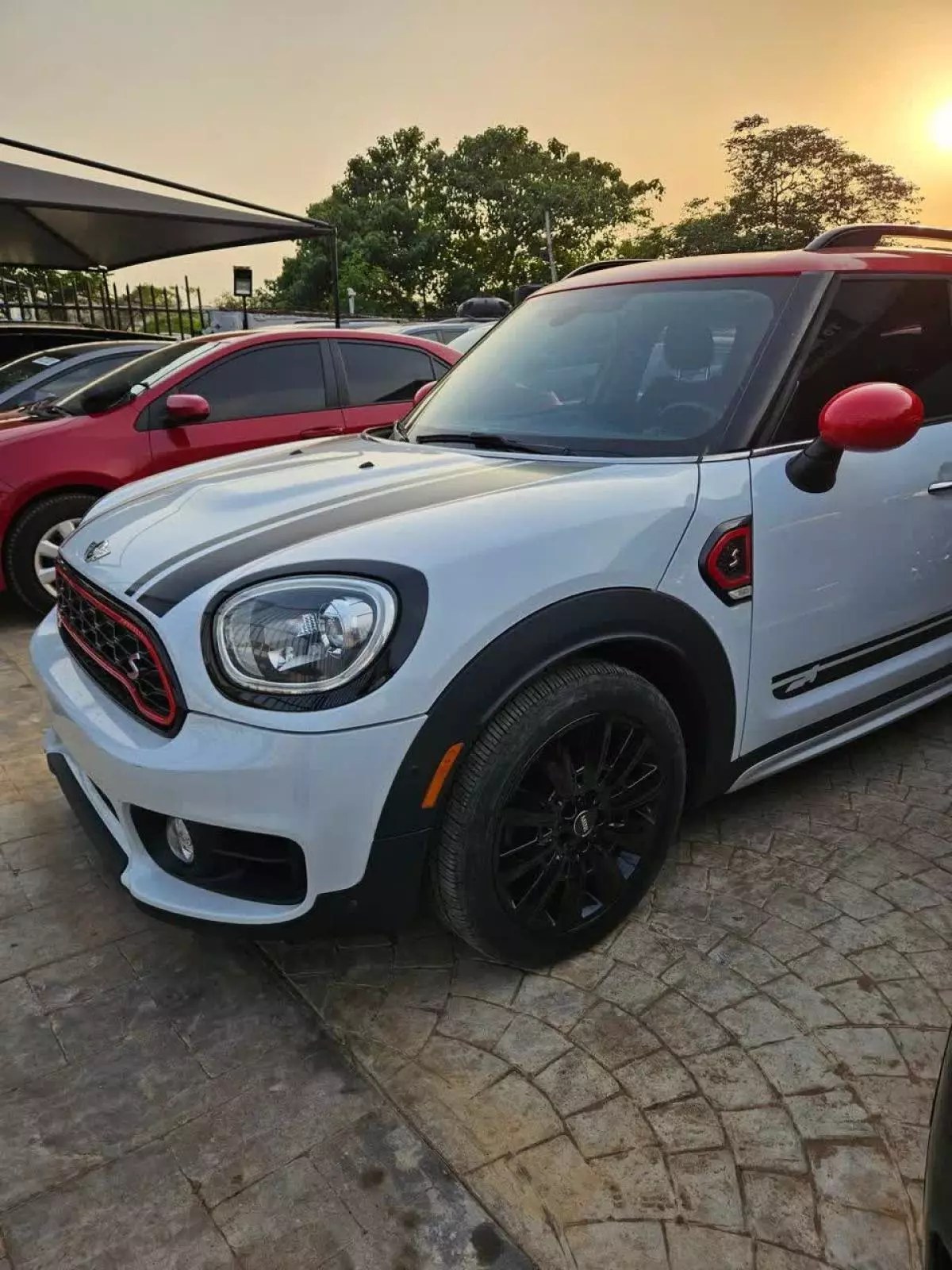 MINI Cooper Countryman   - 2018