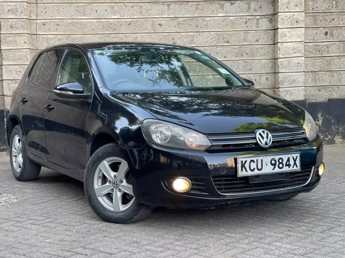 Volkswagen Golf - 2011