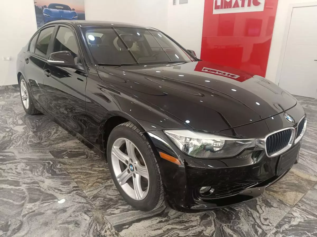 BMW 328   - 2012