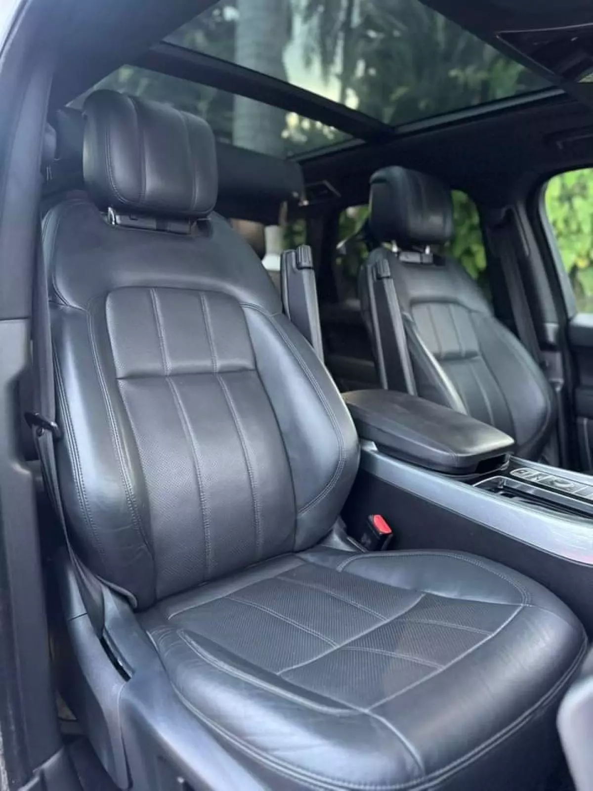 Land Rover Range Rover Sport   - 2019