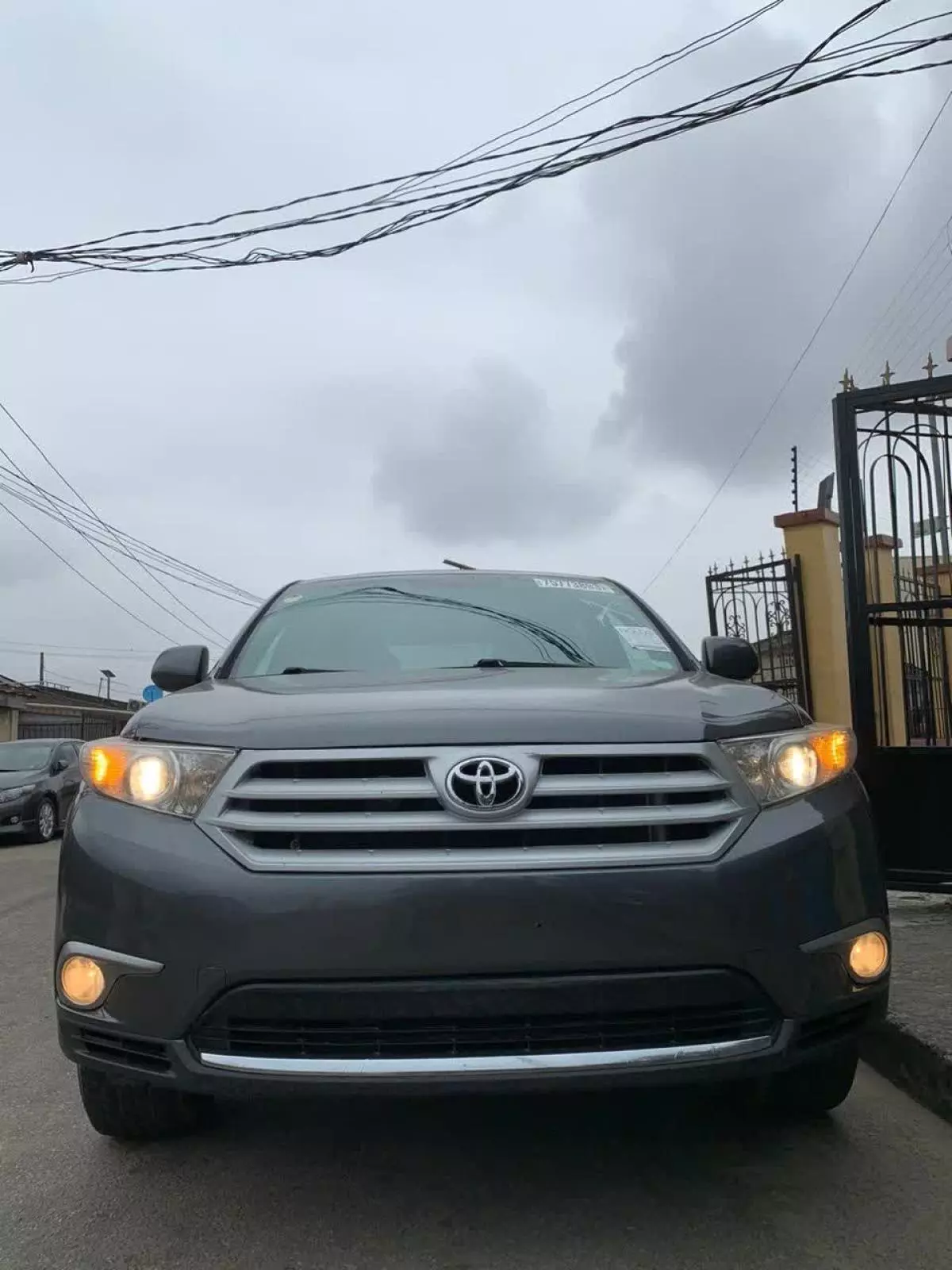 Toyota Highlander   - 2013