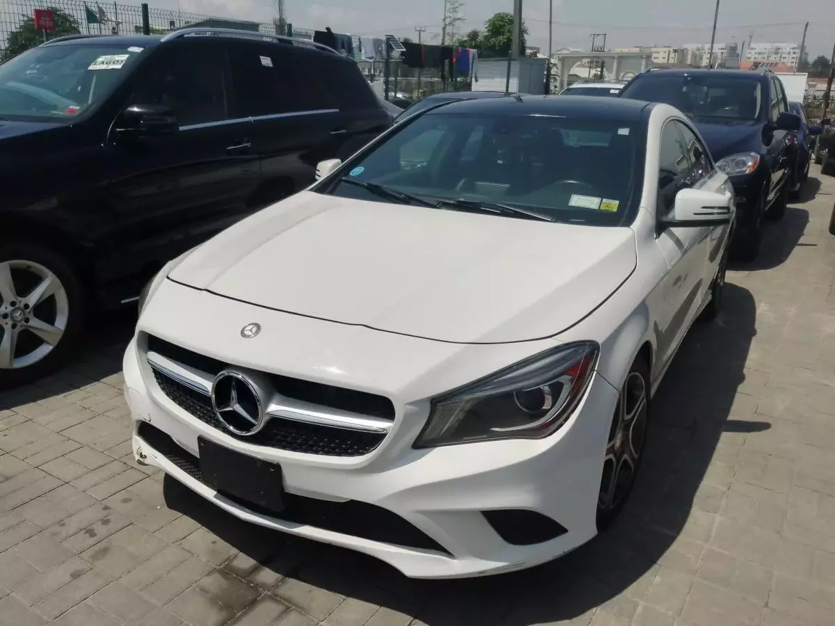 Mercedes-Benz CLA 250   - 2014