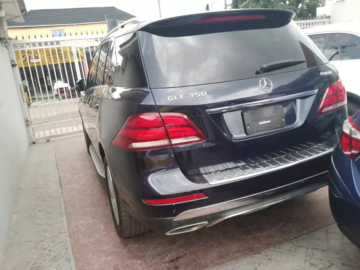 Mercedes-Benz GLE 350   - 2016