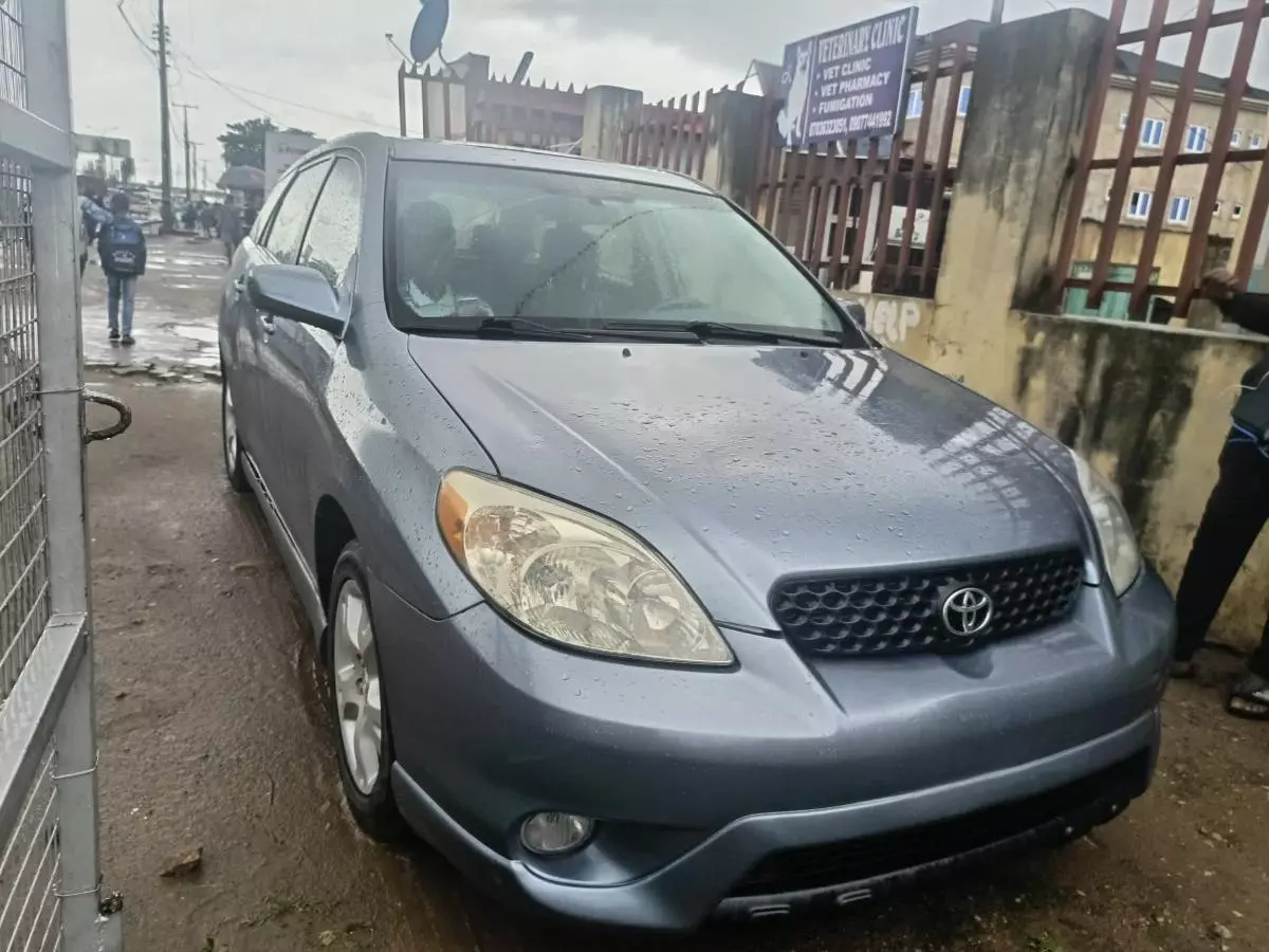 Toyota Matrix   - 2005