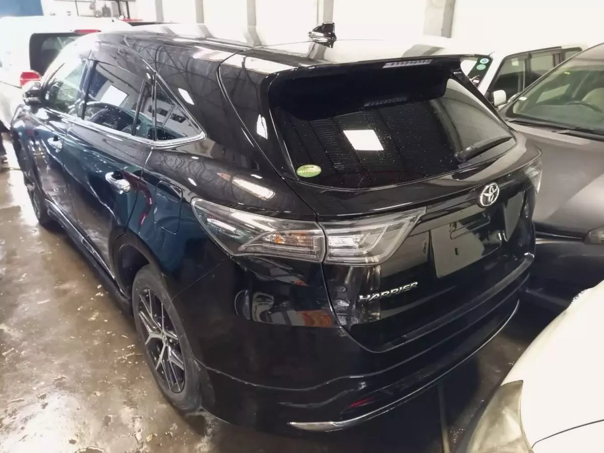 Toyota Harrier - 2015