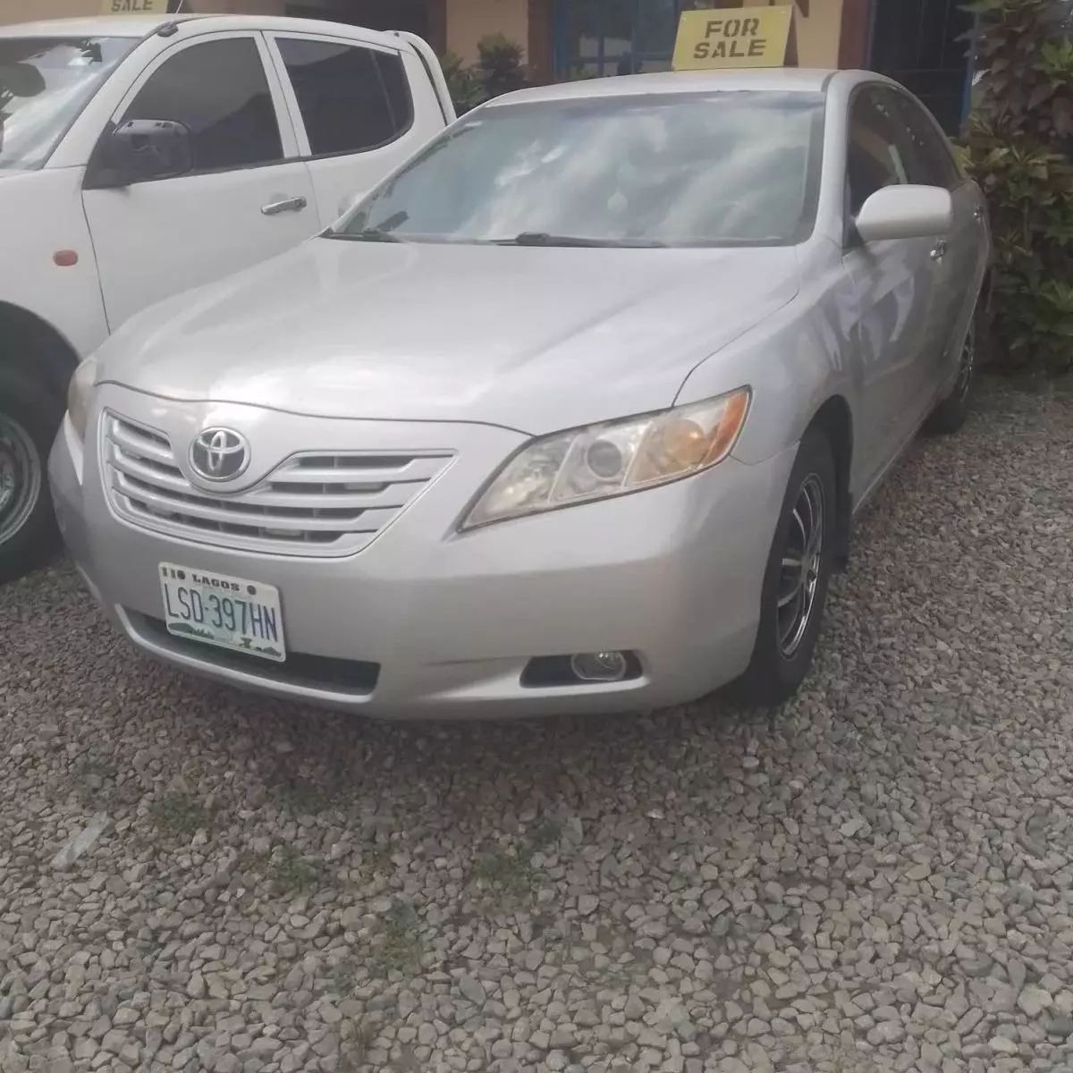 Toyota Camry   - 2009