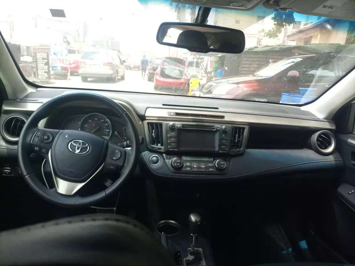 Toyota RAV 4 - 2013