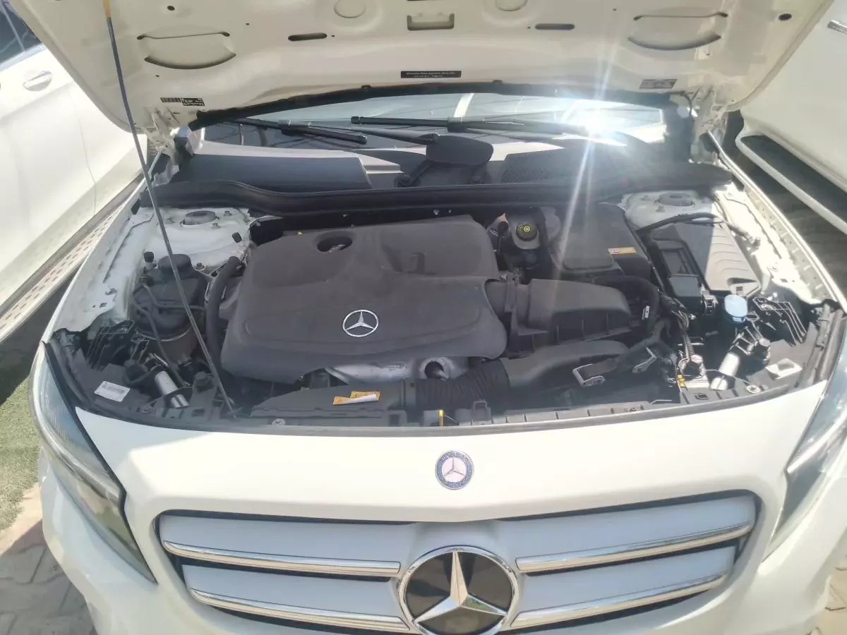 Mercedes-Benz GLA 250   - 2016