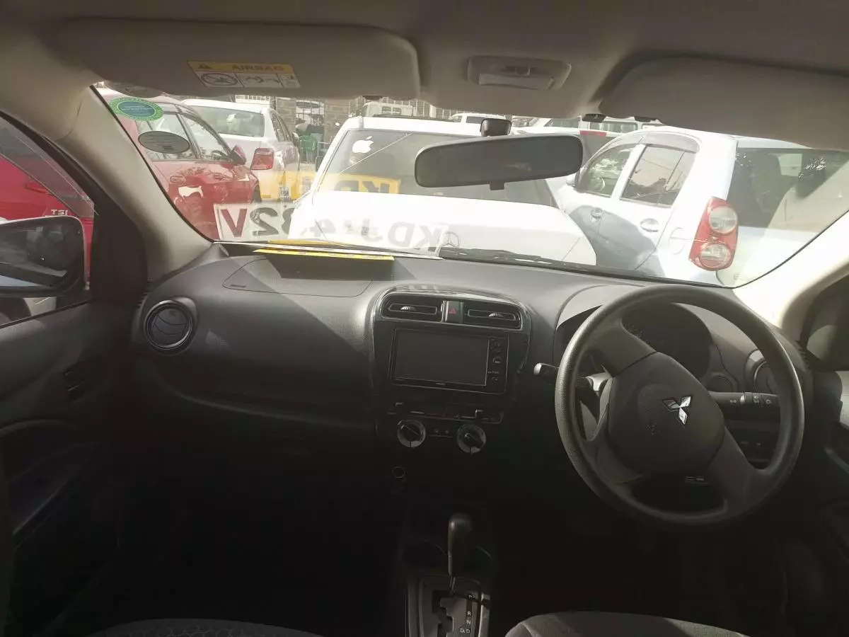 Mitsubishi Mirage - 2015
