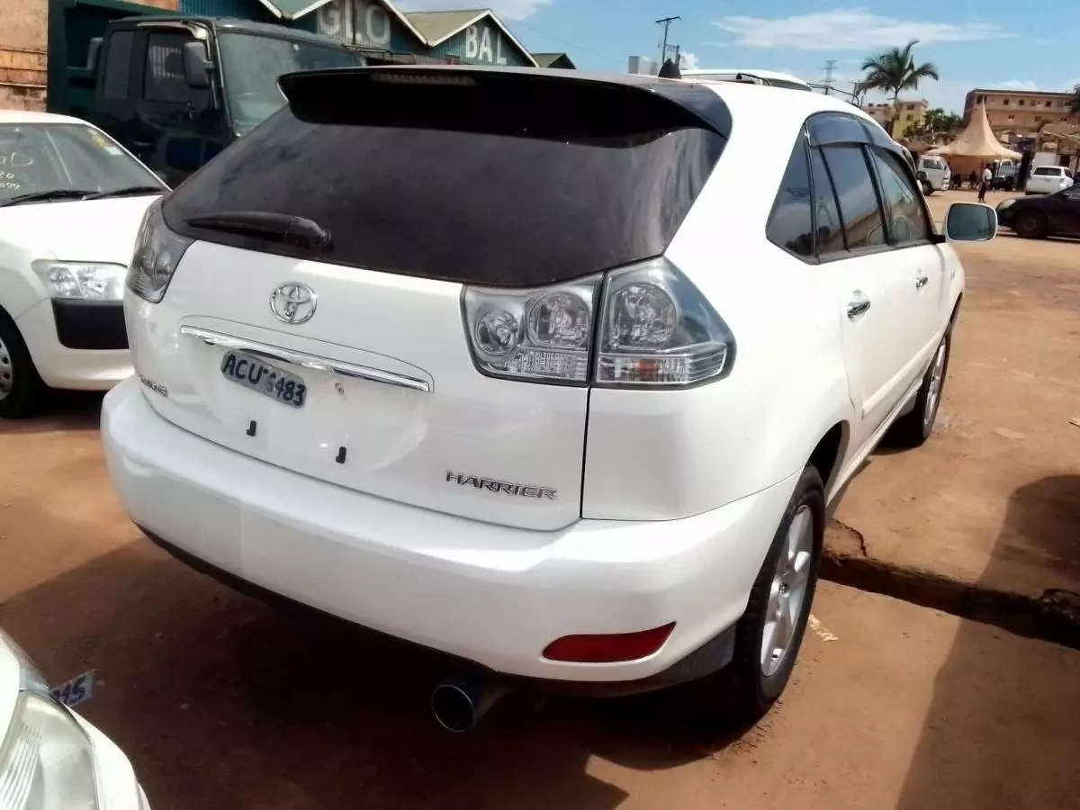 Toyota Harrier - 2008