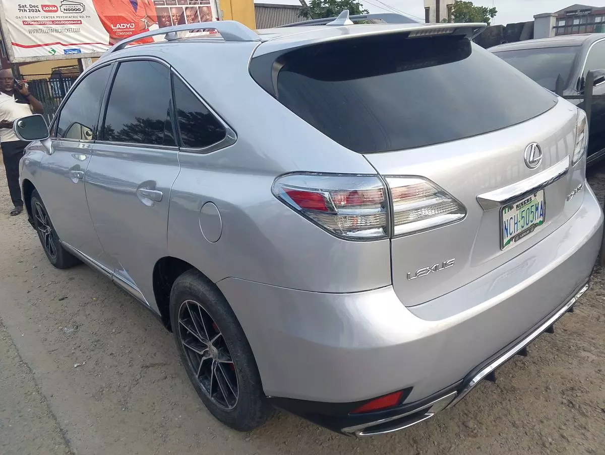 Lexus RX 350   - 2010