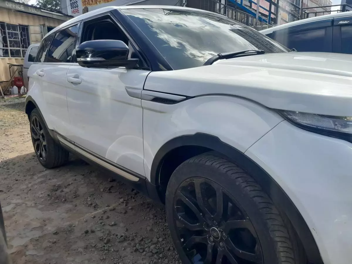 Land Rover Range Rover Evoque - 2013