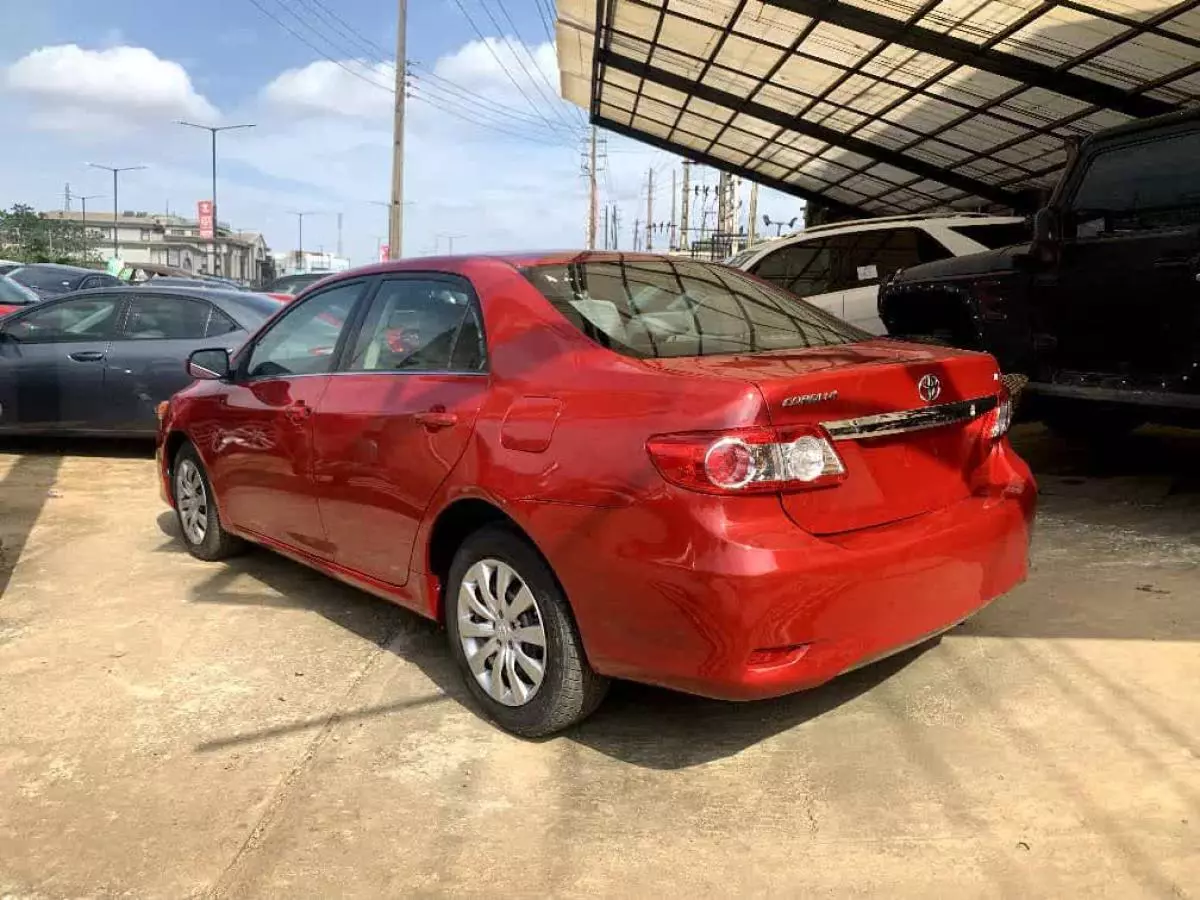 Toyota Corolla   - 2013