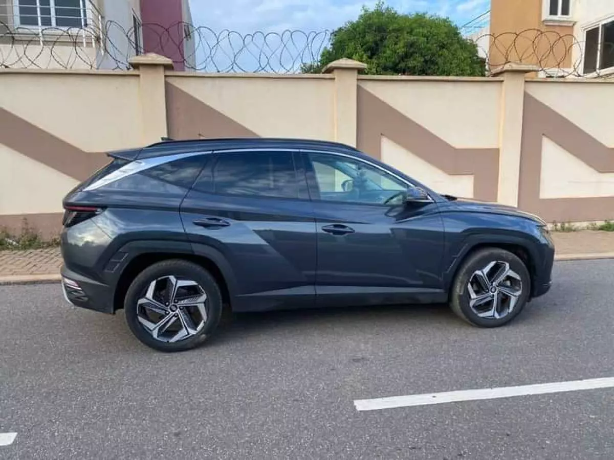 Hyundai Tucson   - 2022