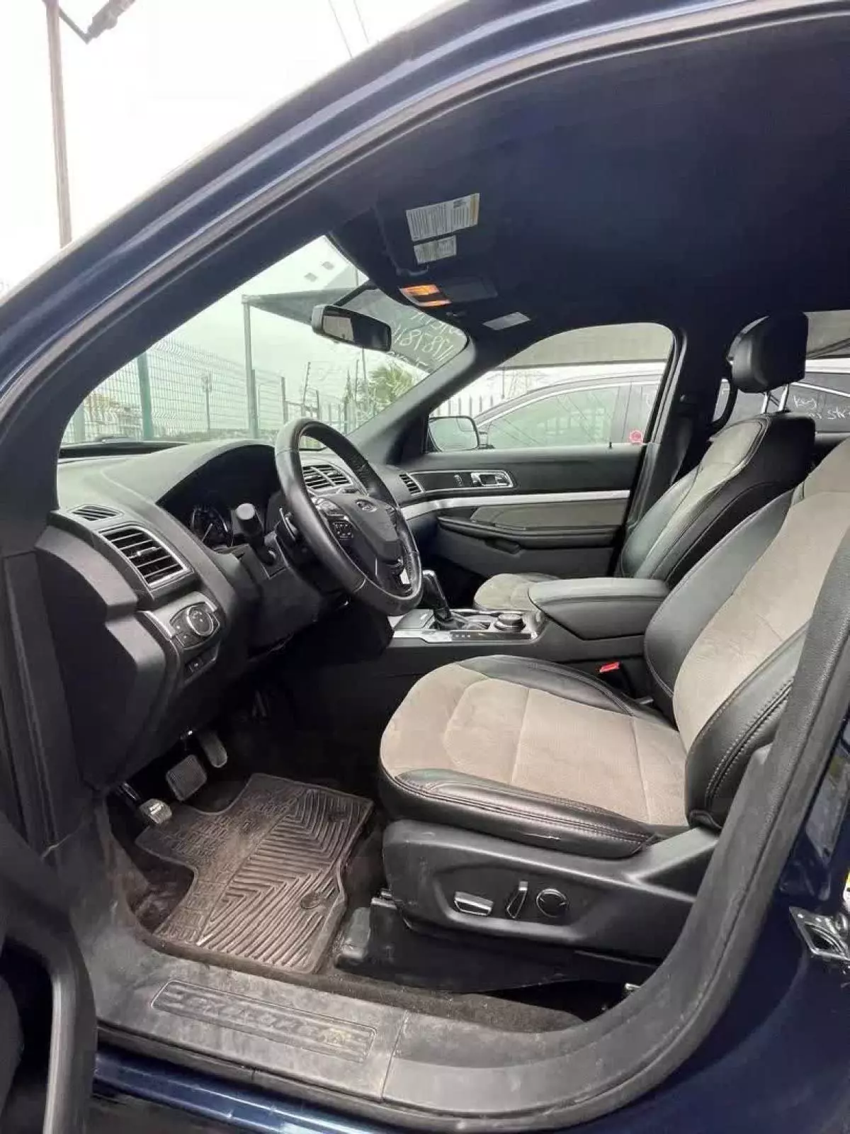 Ford Explorer XLT 3.5L   - 2017