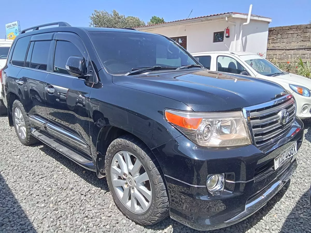 Toyota Landcruiser ZX   - 2014