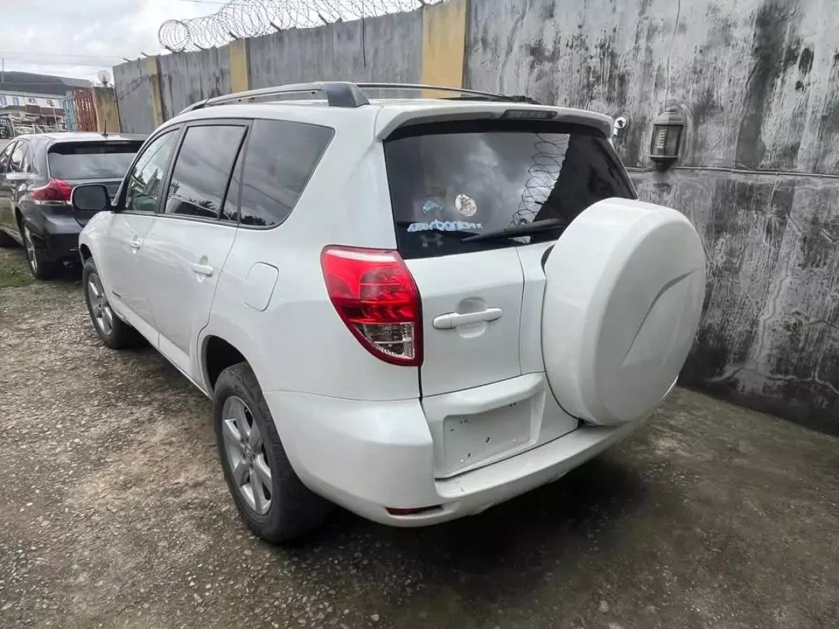 Toyota RAV 4   - 2007