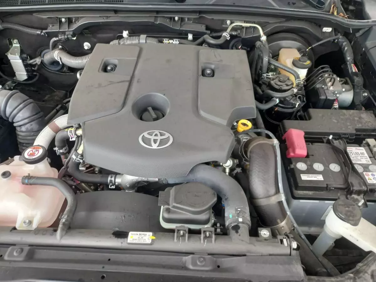 Toyota Fortuner   - 2021