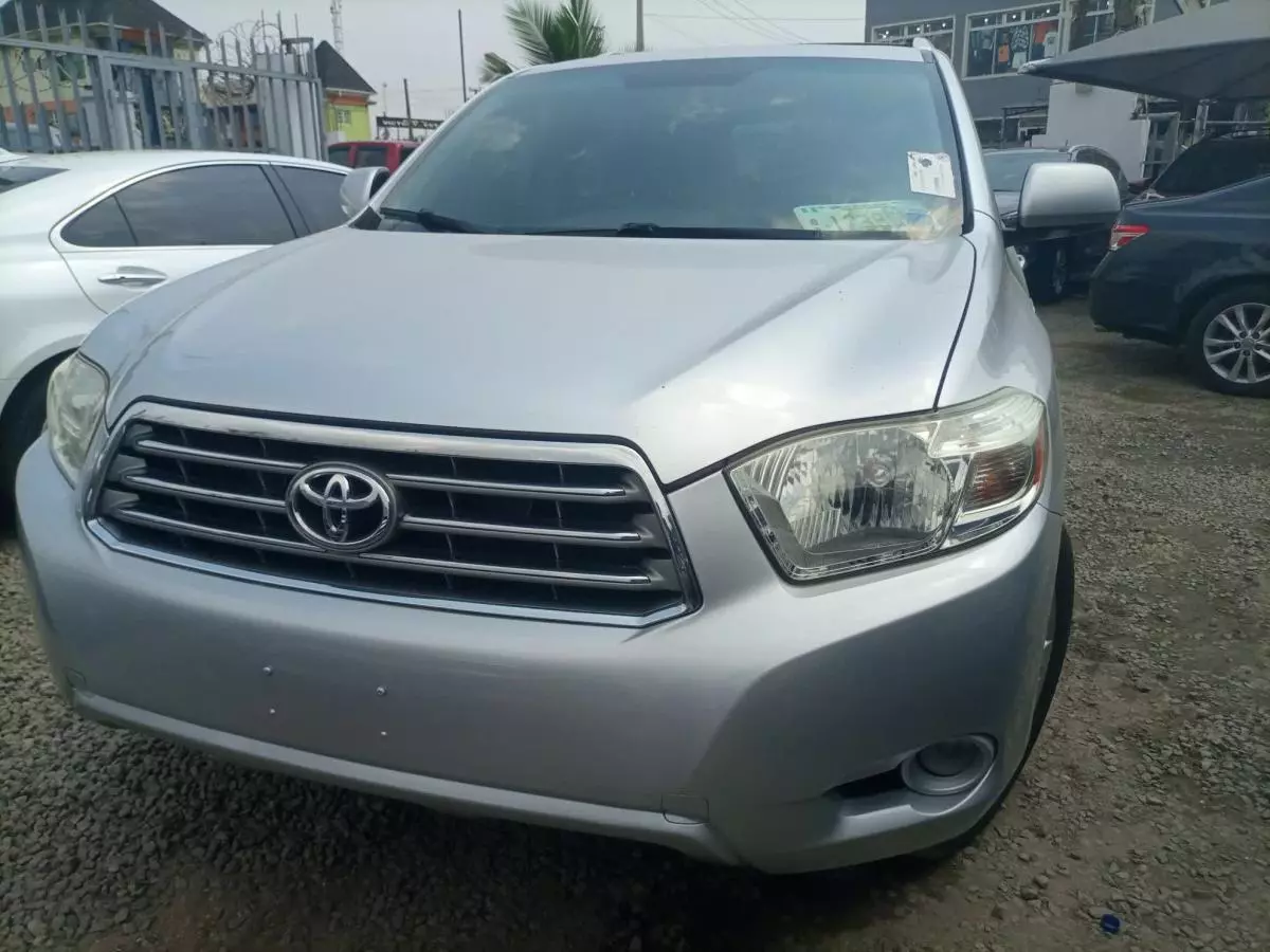 Toyota Highlander - 2009