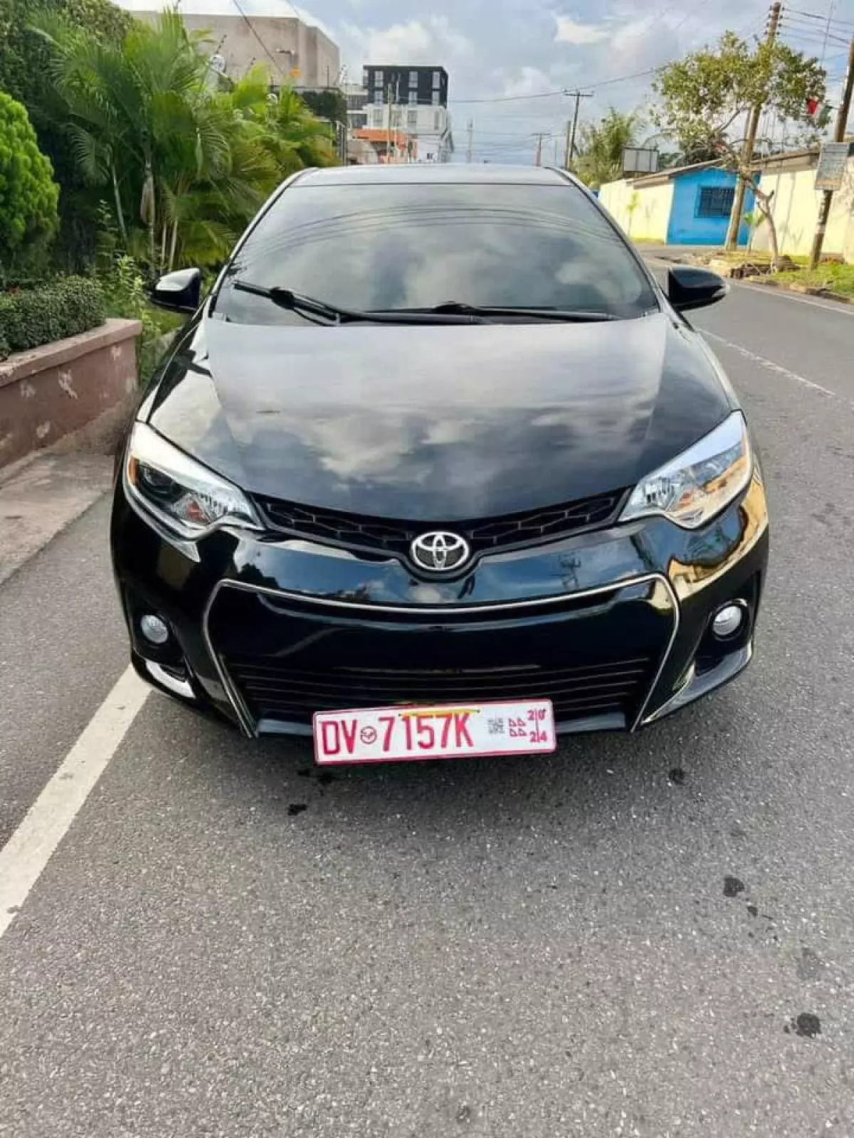 Toyota Corolla   - 2015