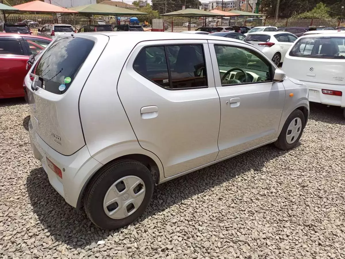 SUZUKI Alto GLX - 2015