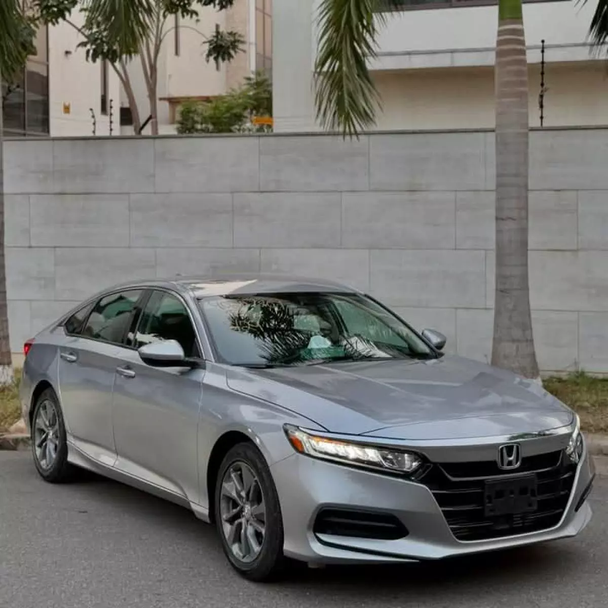 Honda Accord   - 2020