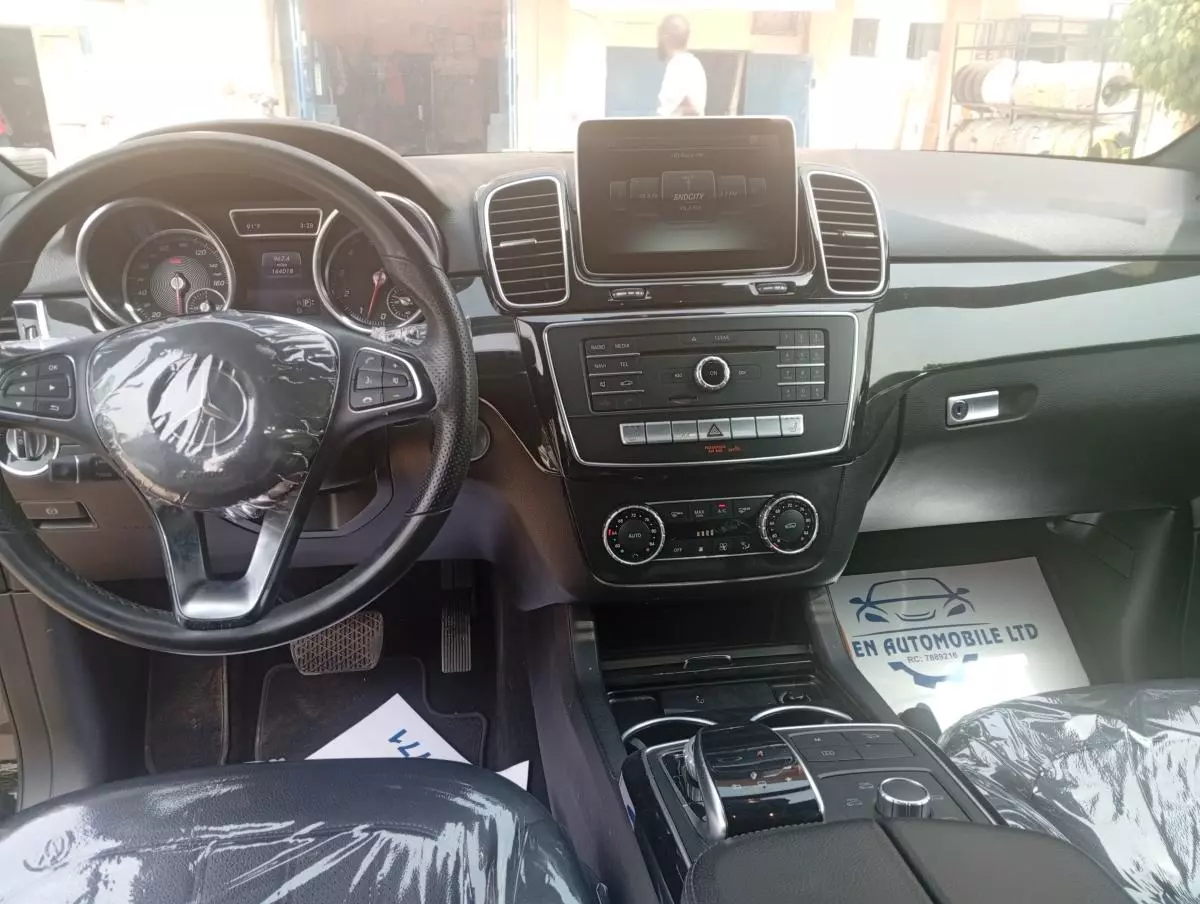 Mercedes-Benz GLE 350   - 2016