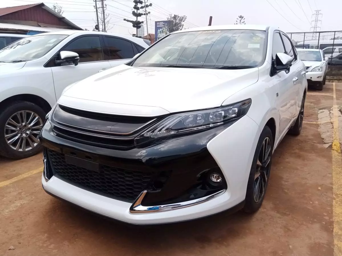 Toyota Harrier GS   - 2015